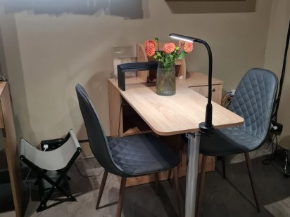 Здається в оренду робоче місце майстра манікюра Хмельницький