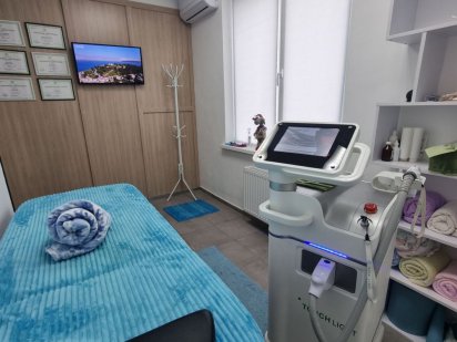 Здається кабінет для послуг краси. Борисполь