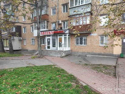 БЕЗ КОМІСІЇ!!! Оренда фасадного торгового приміщення в центрі. Хмельницький