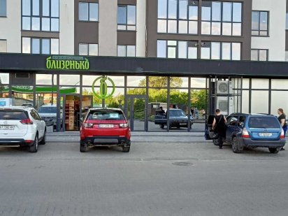 Здаються  в оренду комерційні прим. ЖК "Паркова Алея". Ивано-Франковск