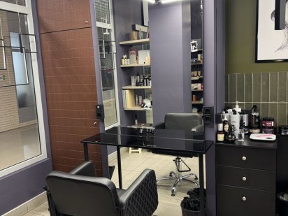 Оренда робочого місця перукаря-колориста Хмельницький