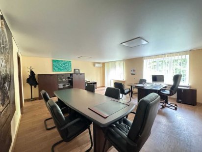 Здаємо в оренду ОФІСНІ приміщення вул Криворіжсталі Кривий Ріг