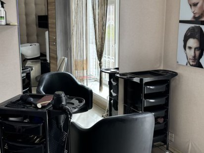Рабочее место парикмахера Ирпень