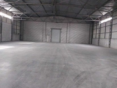 Приміщення 700 м²