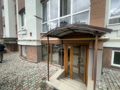 Оренда комерція Калинова Слобода вул. Двірська 28 Івано-Франківськ