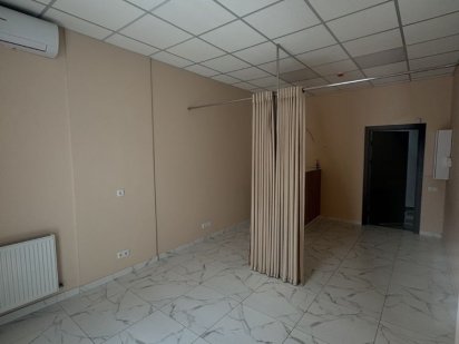Оренда офісу 21 м2 в центрі з парковкою Івано-Франківськ