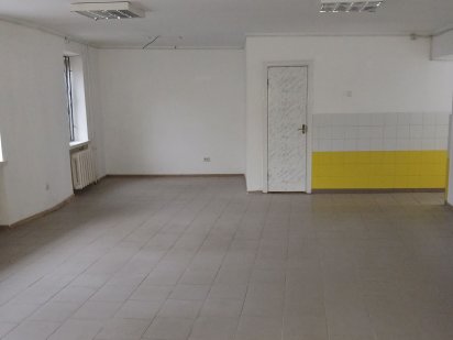Оренда комерційного приміщення по пр. Соборності (Варшавський ринок) Луцьк