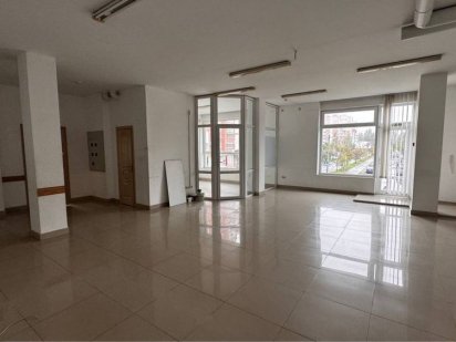 Здам комерційне приміщення по вул. Кравчука Луцьк