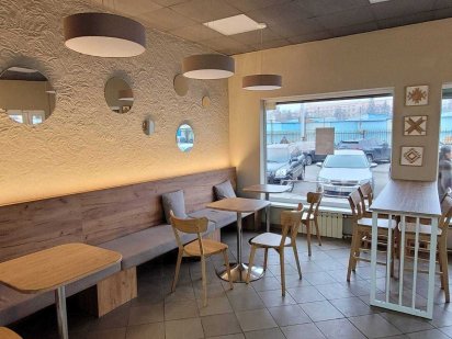 Оренда приміщення з обладнанням. Центральний район. Високий трафік. Полтава