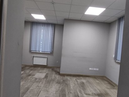 Здам неж. приміщення (бізнес- центр)  270м, р-н Лушпи, перша лінія Суми