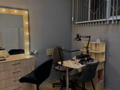 Оренда місця для майстрів манікюр/педікюр, візаж/бровист Суми
