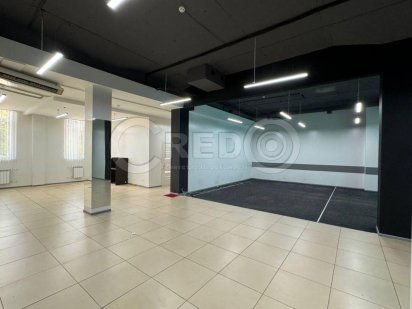 Оренда торгово-офісних приміщень в центрі міста Кривий Ріг