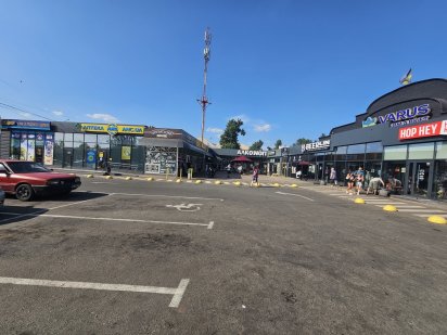 Оренда біля Варуса, вул. Героїв підпільників, 1в Кривой Рог