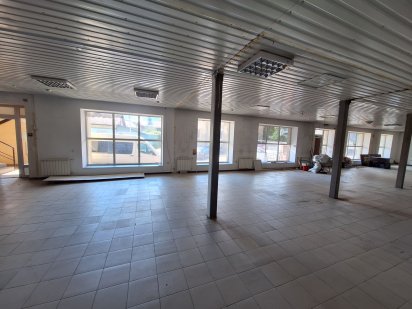 Просторе  приміщення600+600м.кв 1-2 поверх Івано-Франківськ