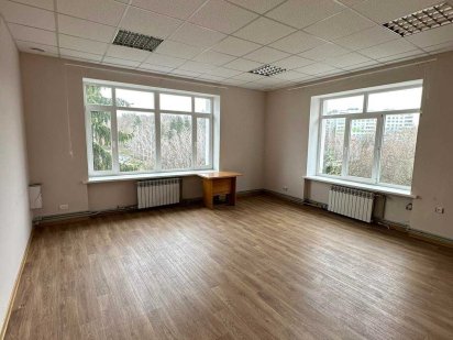 ЦЕНТР 30м2 Здам Офіс за НАЙНИЖЧОЮ ЦІНОЮ без плати КП Рівне