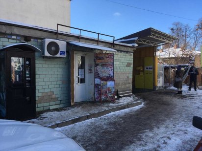 В аренду  35,6 м кв под магазин офис  склад   Електрику не вимикають Полтава