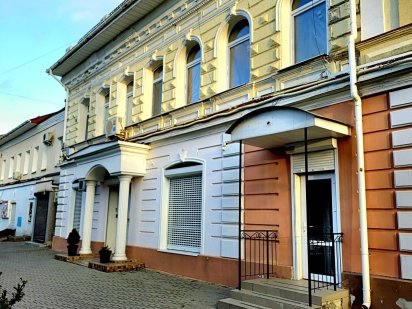 Здам офісне приміщення на початку Воскресенської Суми