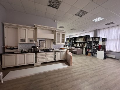 Здам в центрі велике офісно-виробниче приміщення 400м2 Ивано-Франковск