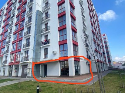 Комерційне приміщення на першому поверсі ЖК Ивано-Франковск