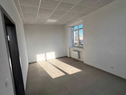 Оренда офісних приміщень від 12м2 до 80м2 Рівне