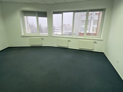 Оренда офісу в Центрі з водою! Рівне