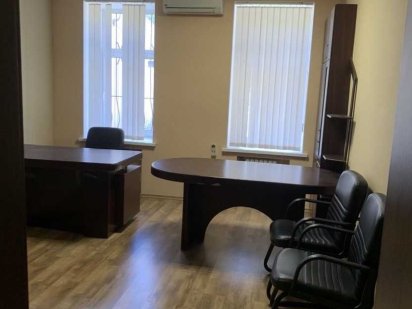 Центр 56м2  окремий вхід 20000грн Полтава