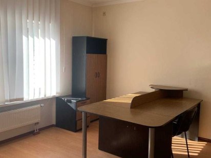 Оренда офісу на вул.Вишиванки 4000грн. Рівне
