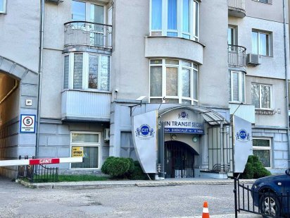 Оренда комерційного приміщення 164м2 вул. Чорновола Центр міс.фасад SV Івано-Франківськ