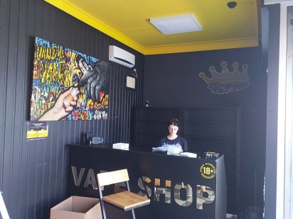 Оренда магазину,фасад калинівського ринку Черновцы