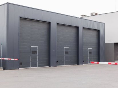 Оренда ремонтних боксів Ужгород