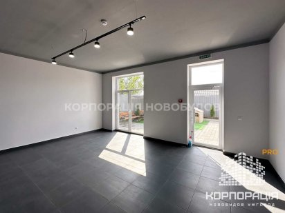 Центр! Оренда комерційного приміщення з ремонтом у новобудові, паркінг Ужгород