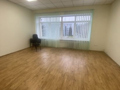 Оренда офісу з комуналкою в Центрі! Рівне