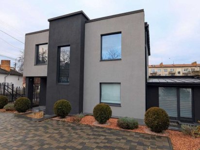 Оренда офісного приміщення, що надихає на успіх! Ровно