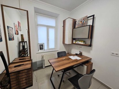 Суборенда приміщення на вул. Замкова, центр міста Тернопіль