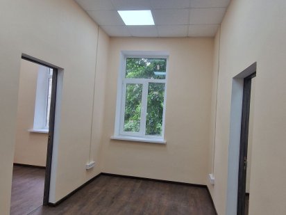 Здається в оренду офіс вулиці Севастопольська 3, р-н ЖД Вокзал Чернівці