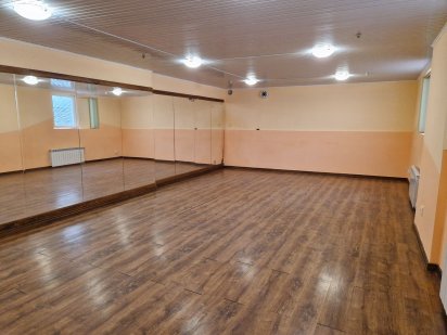 ЦЕНТР , вул.Кобилянська  Зал для спорту, танців, майстер класів тощо Черновцы