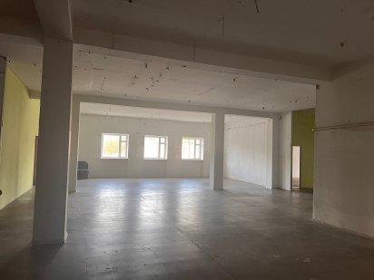 Оренда комерційних площ та офісних приміщень вільного призначення Рівне