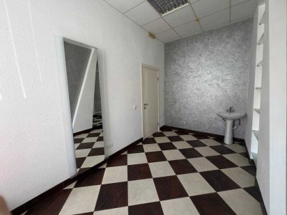 RLT K01 Оренда кабінету в салоні краси, вул. П'ятницька, Центр Чернігів