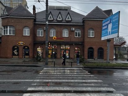 Оренда 81 кв метра з хорошим пішохідним трафіком. Рівне