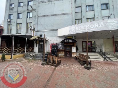 RLT T01 Оренда фасадного комерційного приміщення в центрі міста, ЦУМ Чернігів