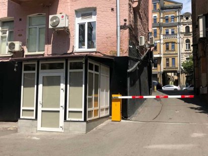 Від власника під магазин, клуб, салон, кальян-бар на саксаганського 51 Київ