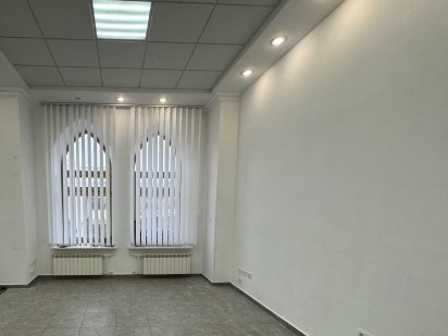 Кабінет в центрі, вул. Дашковича Черкаси