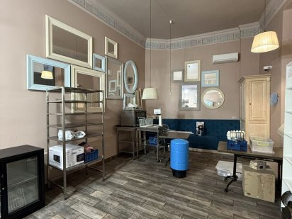 Комерційне приміщення в центрі Ужгород