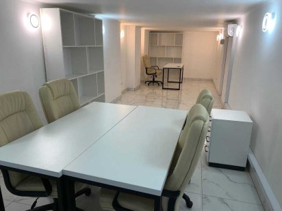 Оренда офісу 28,8 м2 в ЖК "Podil Plaza" на Подолі (БЕЗ КОМІСІЇ) Киев