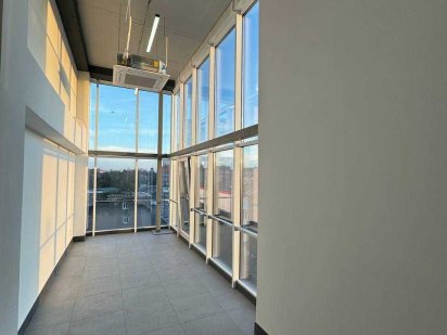 Офіс в новому ТЦ, р-н П.Незалежності Чернівці