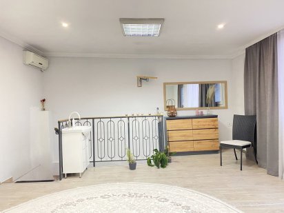 Приміщення для сфери краси, офіс, складу чи магазину Ентузіастів Черновцы