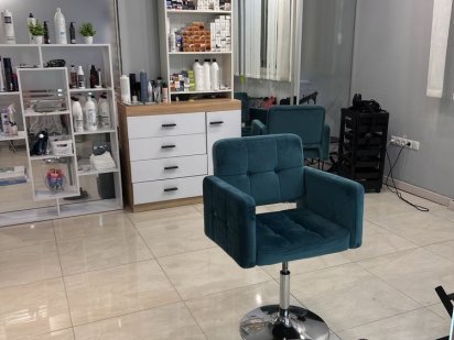 Здається перукарське крісло/ сдается парикмахерское кресло Київ