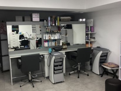 Печерск Аренда парикмахер стилист Работа для мастера маникюра Київ