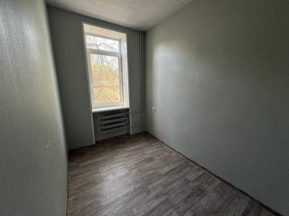 Оренда офісу 7 м², база ТЗБ Черкаси