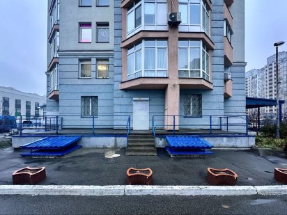 Оренда приміщення 110м., Голосіїво, Ліко Град, дивиться на школу Київ